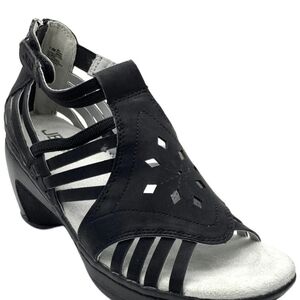 JBU Black Cutout Strappy Sandals